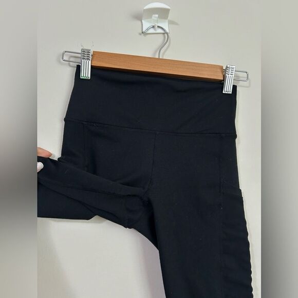 Fabletics Black Cropped High Waist Leggings Mesh Side Panel - Picture 2 of 7